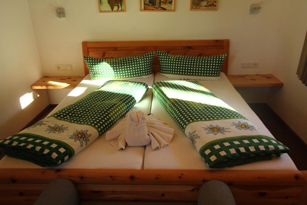 Zugspitzchalets Biberwier Luaran gambar