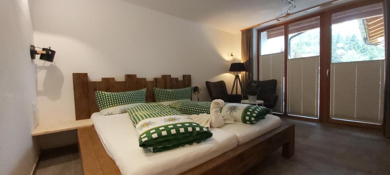 Zugspitzchalets Biberwier Luaran gambar