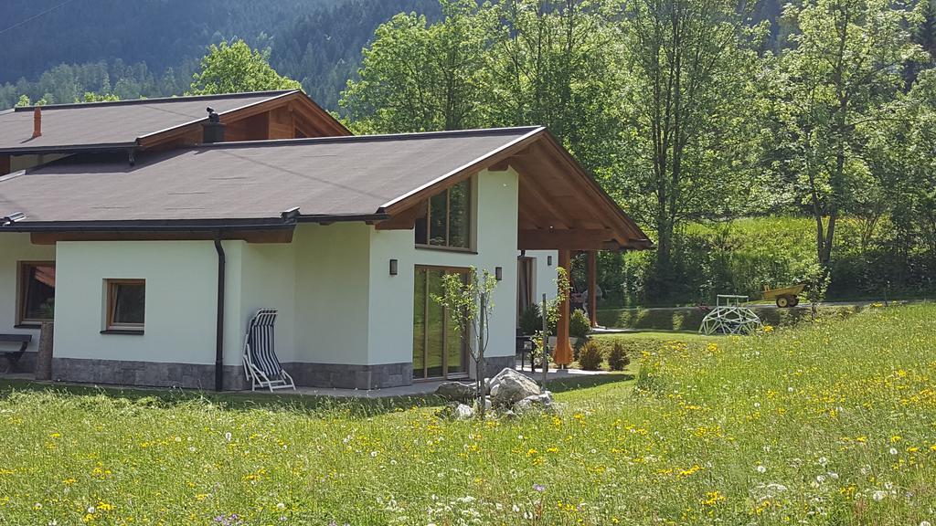 Zugspitzchalets Biberwier Luaran gambar
